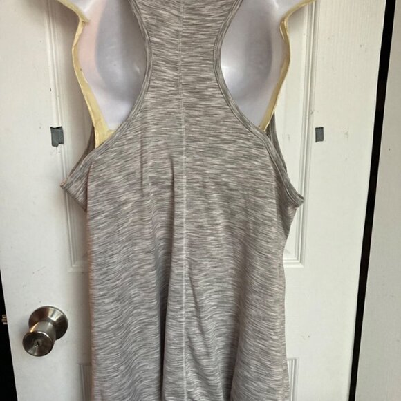 Joe fresh racer back tank size XL Grey - Picture 4 of 6